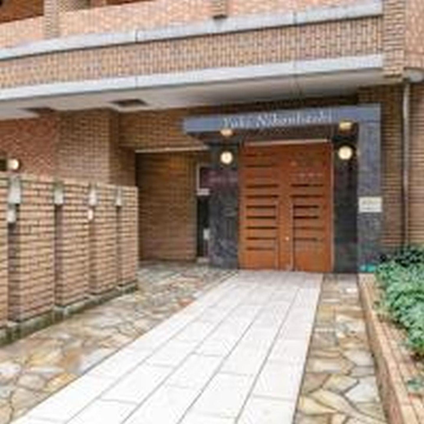 Apartemen Yuki 202